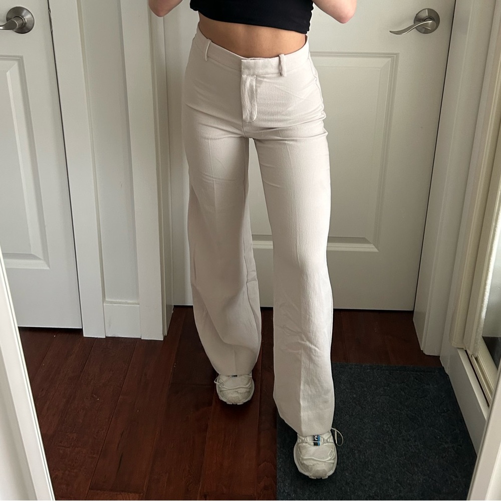 Aritzia nostalgia Boot-Cut High-Rise Cream Pants